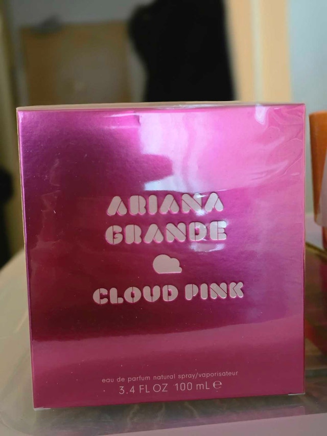 NEW - Ariana Grande Cloud Pink 100mL