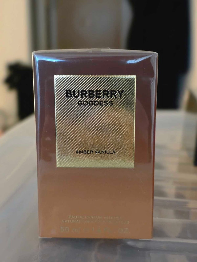 NEW - Burberry Goddess Amber Vanilla EDP Intense 50mL
