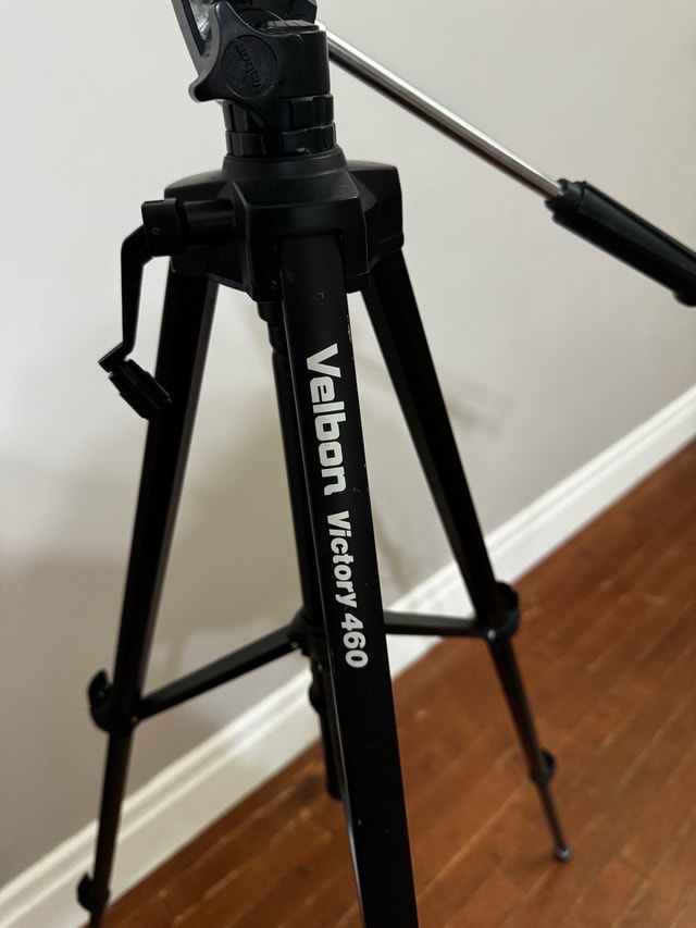 Velbon Victory 460 Tripod
