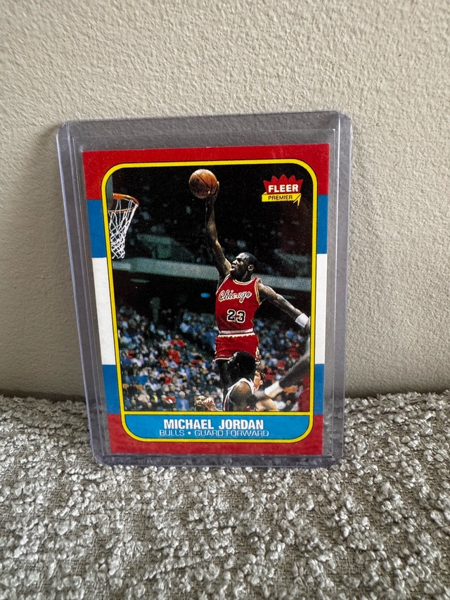 Michael Jordan 1986 fleer rookie REPRINT card - photo 2