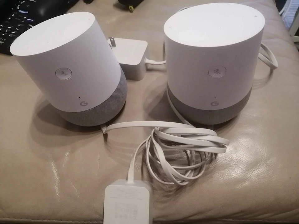 Google Home Smart Speaker - photo 2