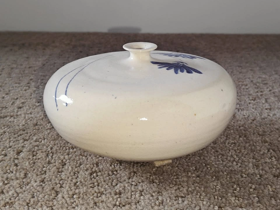 Village Pottery - Decorative Ceramic Bud Vase - photo 3