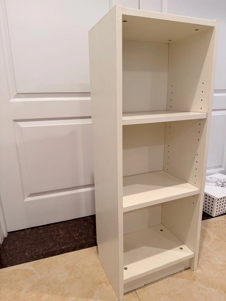 IKEA BILLY Bookcase - White - photo 2