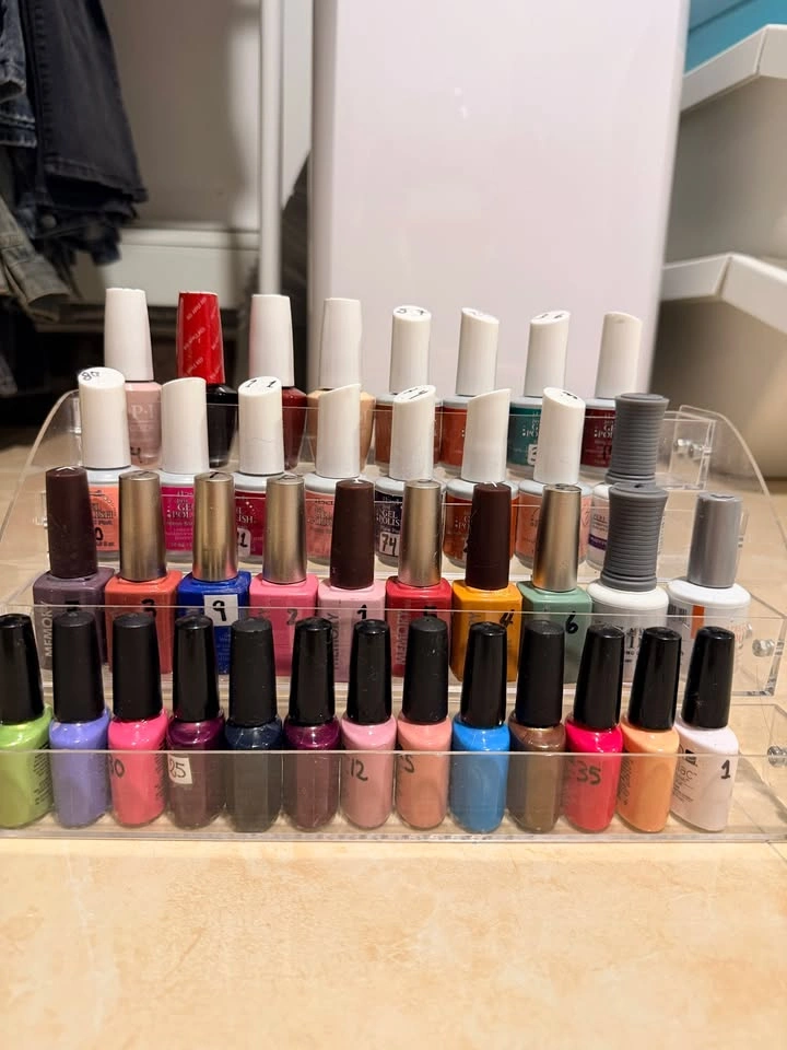 Gel Nail Polish Set - About 40 Bottles with Acrylic Display Stan - photo 2