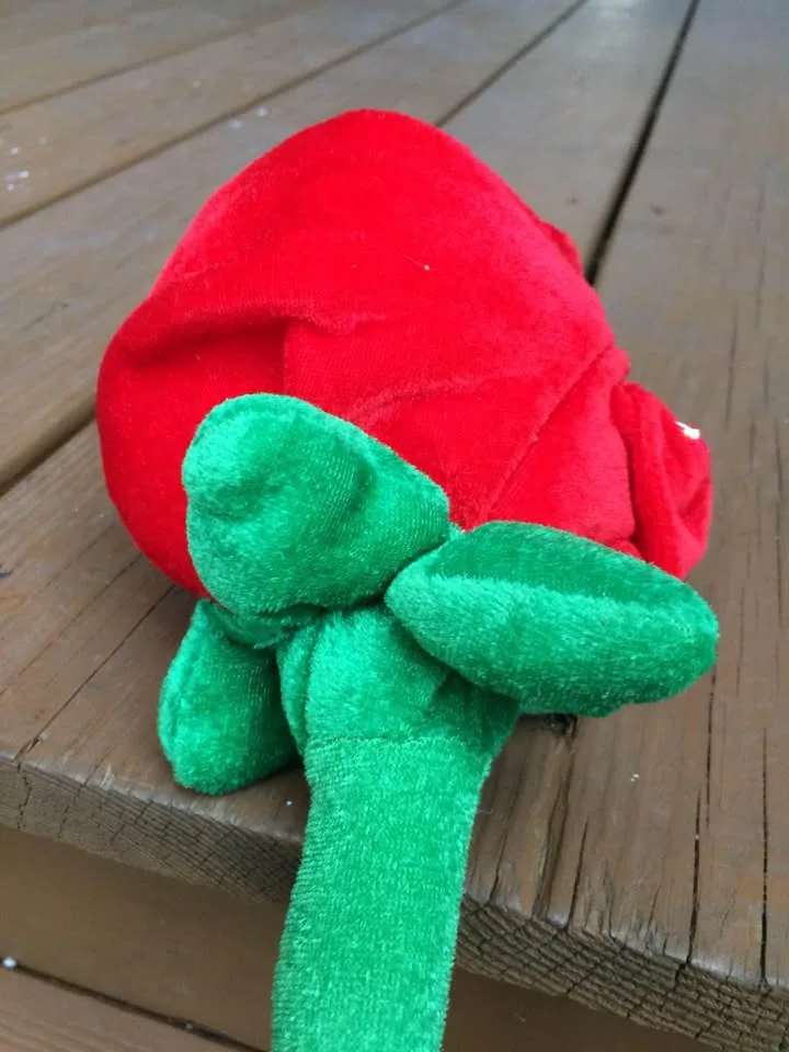 Giant 34” Bendable Plush Rose - Brand New With Tag image indicator(7)