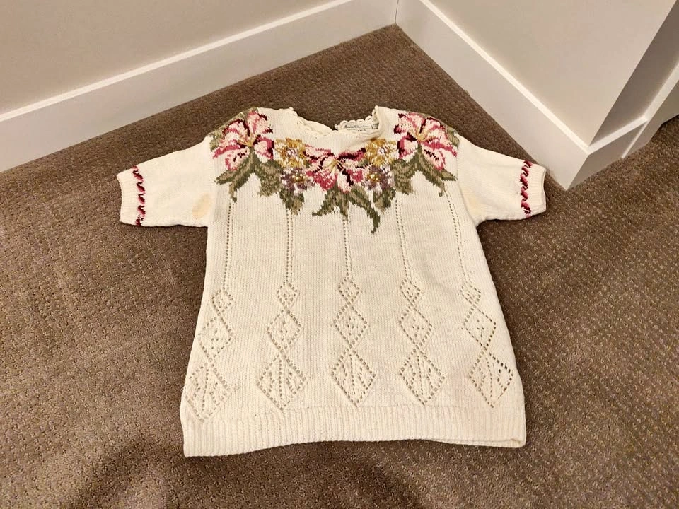 Marisa Christina Classics - Knit Floral Women Sweater - Medium