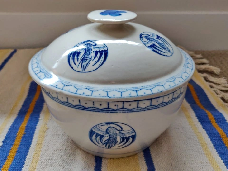 Vintage Asian Chinese Pottery Rice Serving Bowl - Blue Cranes