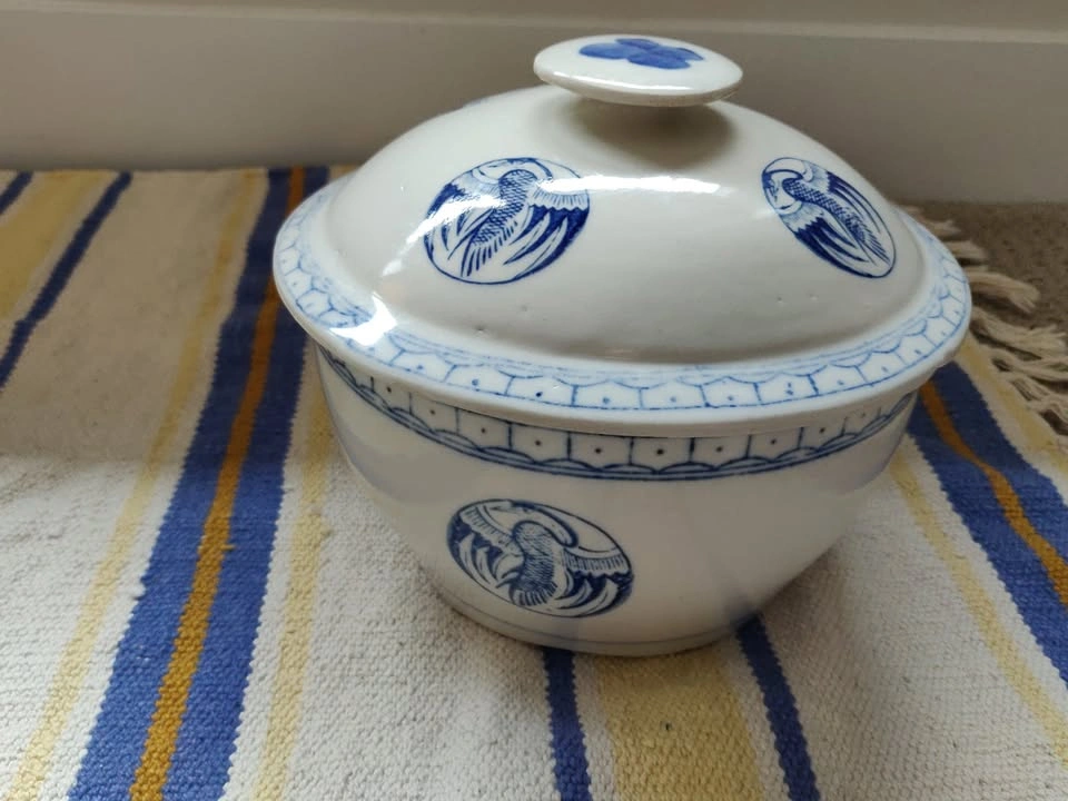 Vintage Asian Chinese Pottery Rice Serving Bowl - Blue Cranes - photo 2