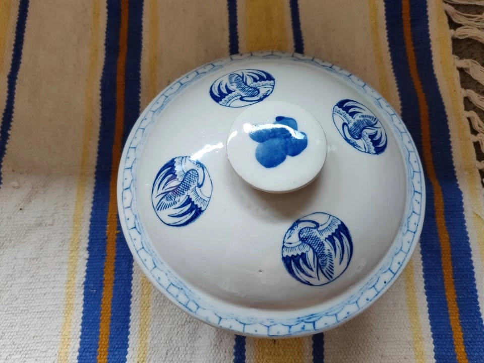 Vintage Asian Chinese Pottery Rice Serving Bowl - Blue Cranes - photo 4
