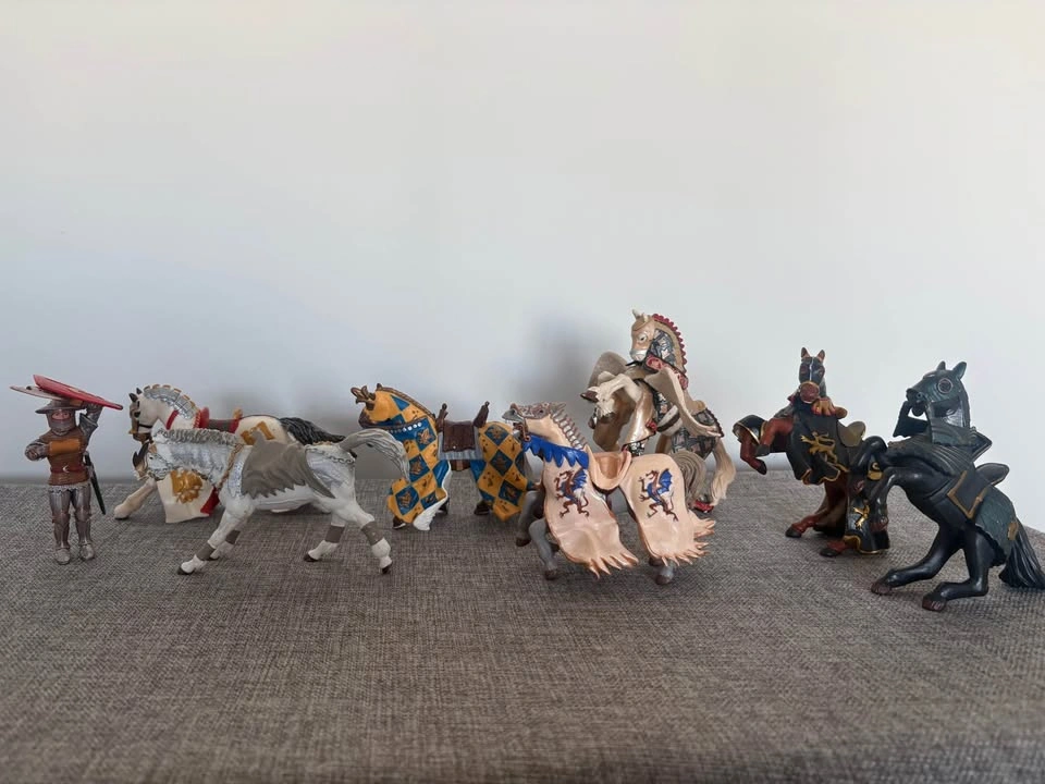 Papo horse toy figurines. $7 each. Pick up in Rosenthal - photo 3
