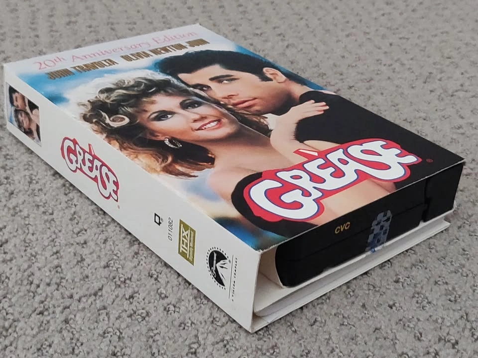Grease 20th Anniversary Edition VHS Movies Tapes w/ Script Book - photo 2
