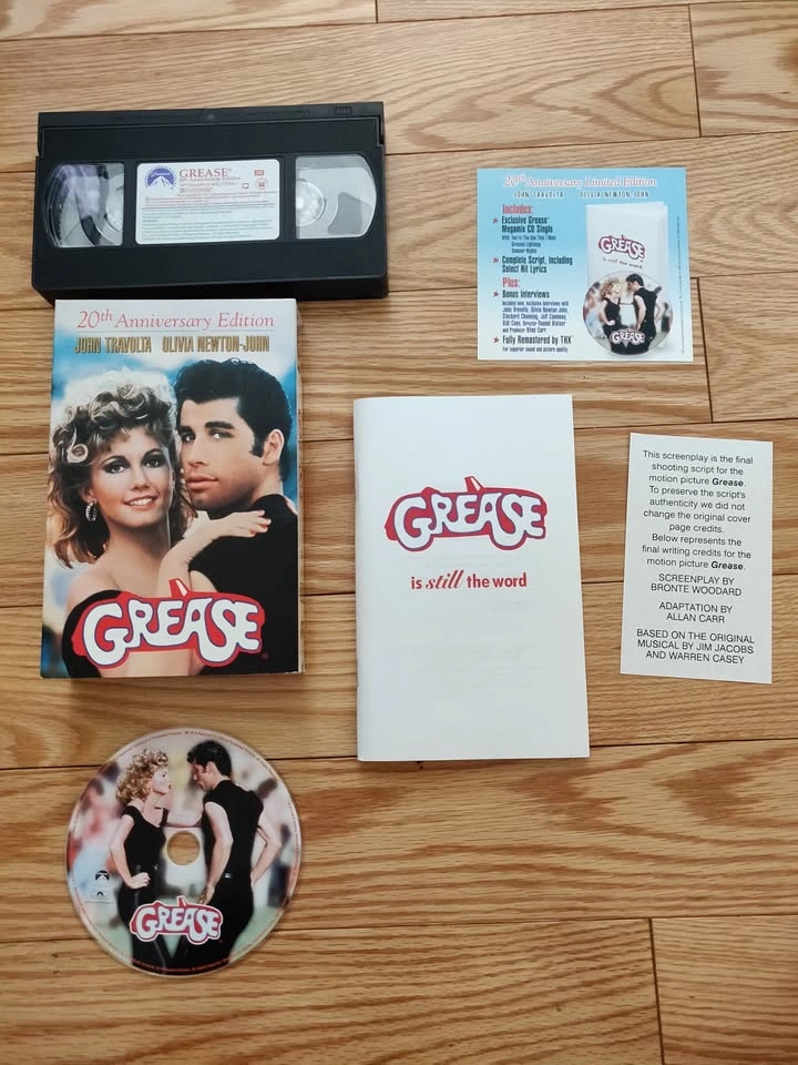 Grease 20th Anniversary Edition VHS Movies Tapes w/ Script Book - photo 5