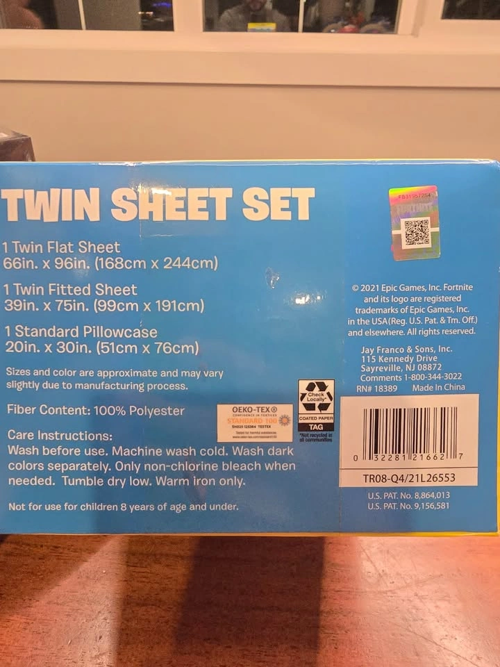 Brand new Fortnite 3-piece twin bed sheet set! - photo 3