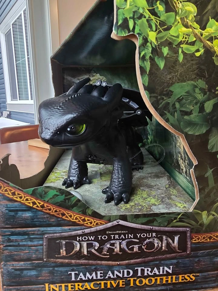 Dragon Toy – Interactive Toothless with Lights & Sounds - photo 3