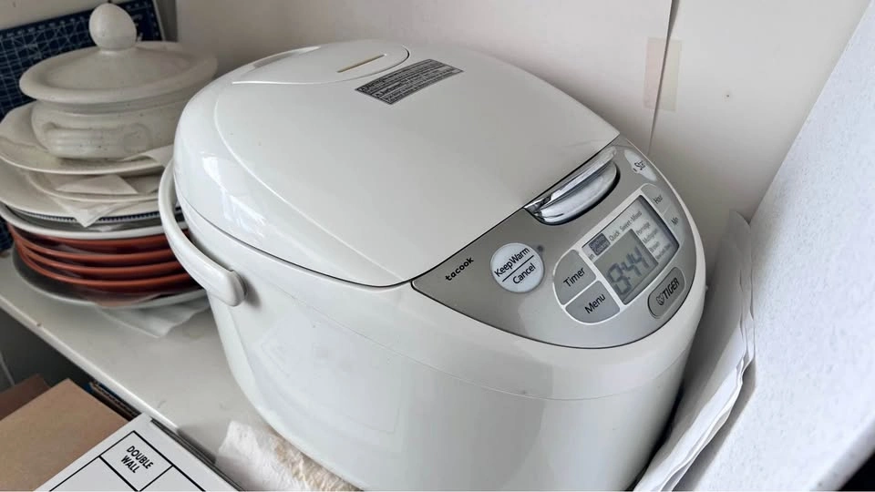 Tiger Multi-functional Rice Cooker, JAX-R18U, 10-Cup