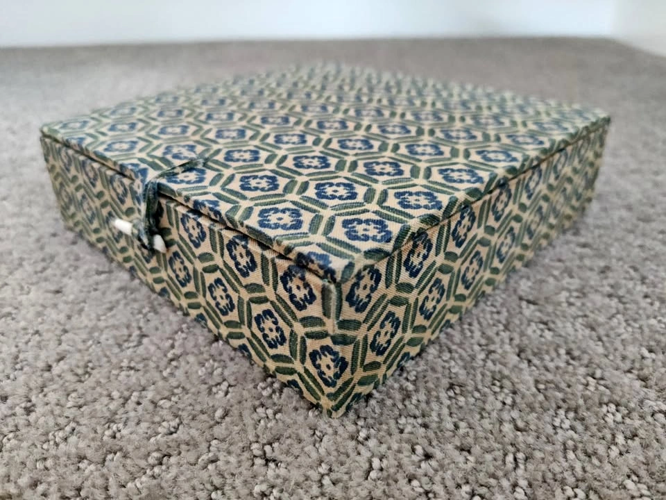 Vintage Asian Jewelry Box / Jewellery Storage Holder - photo 2