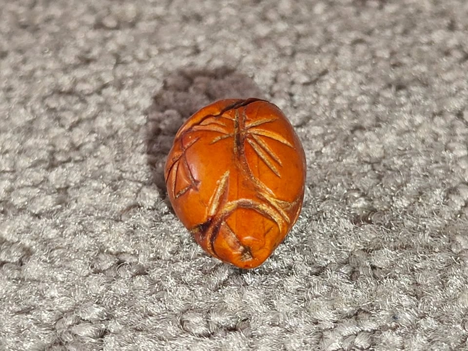 Rare Antique Chinese Hand Carved Olive Nut Art / Wood Bead - photo 5
