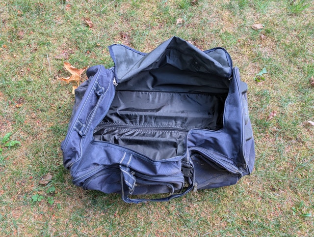 Jaguar Canvas Faux Leather Large Duffle Bag - photo 2