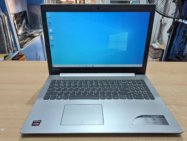 Lenovo IdeaPad 320 Laptop (1TB HDD, AMD Radeon Graphics, Win 11)