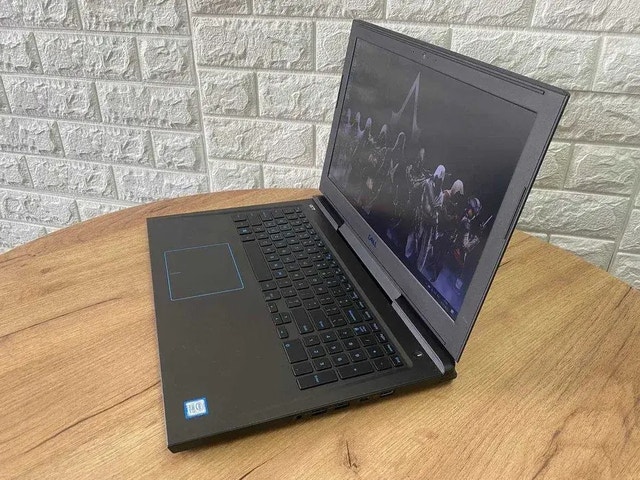 Dell G7 7588 Gaming Laptop (Core i7, Nvidia GTX 1060, 16GB RAM) - photo 2