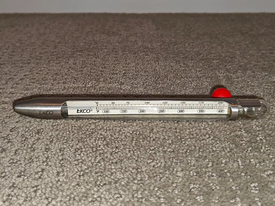 Ecko Kitchen Candy Deep Fry Thermometer (Fair Condition)