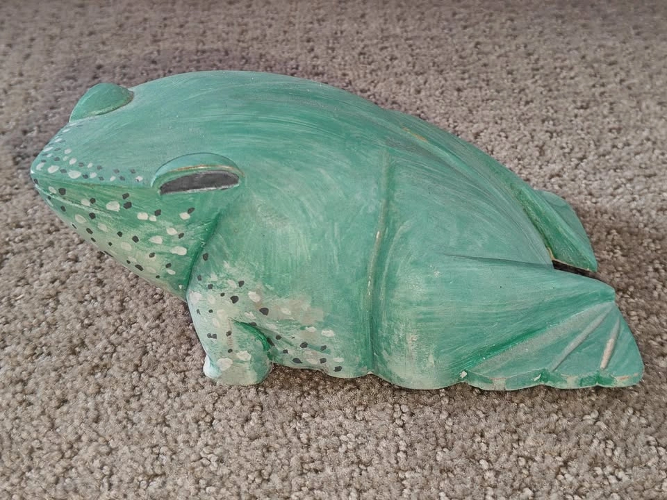 Handmade Wooden Frog & Hand Painted Green - photo 3