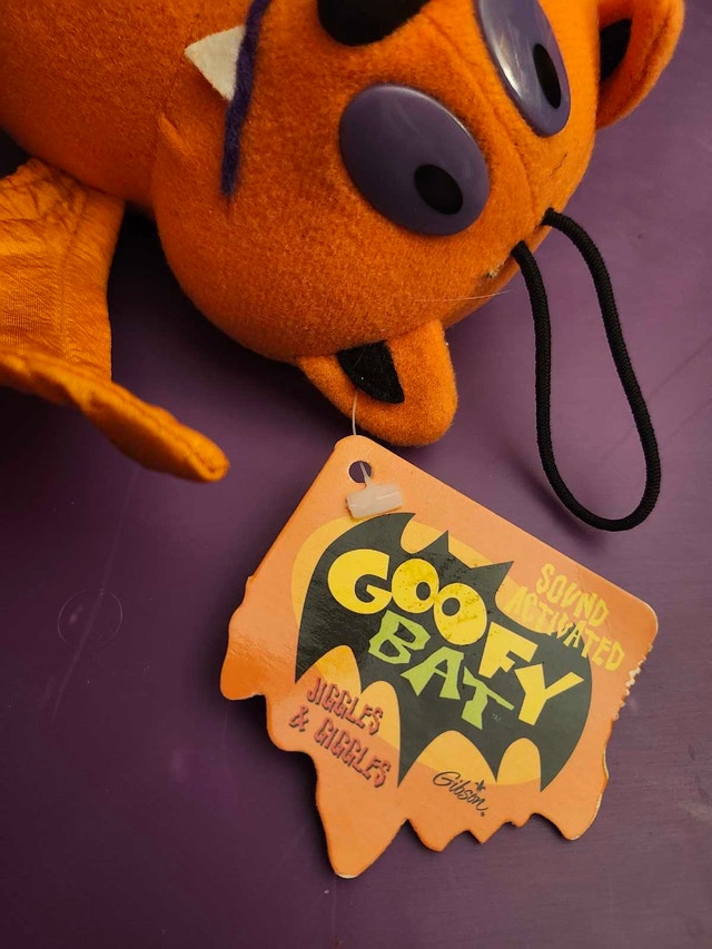 HALLOWEEN  'Goofy Bat' - Sound Activated Plush Toys - photo 3