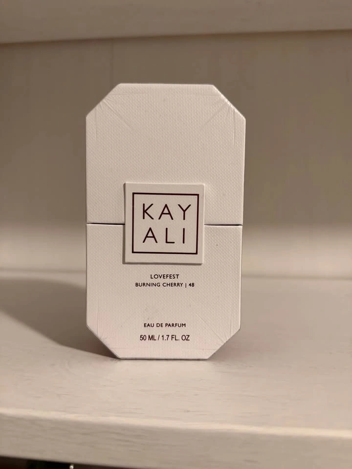Kayali Lovefest Burning Cherry 50mL - photo 2