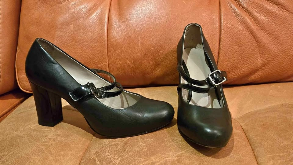 Comfortable Ecco Leather Maryjane Shoes