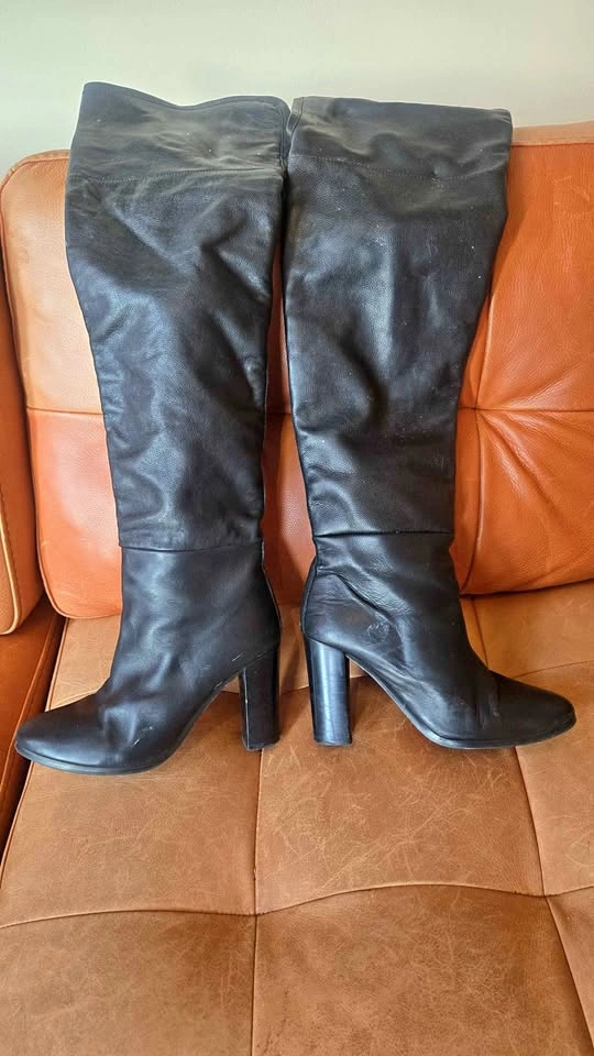 Fabulous Above Knee Blk Leather Boots Lisbon