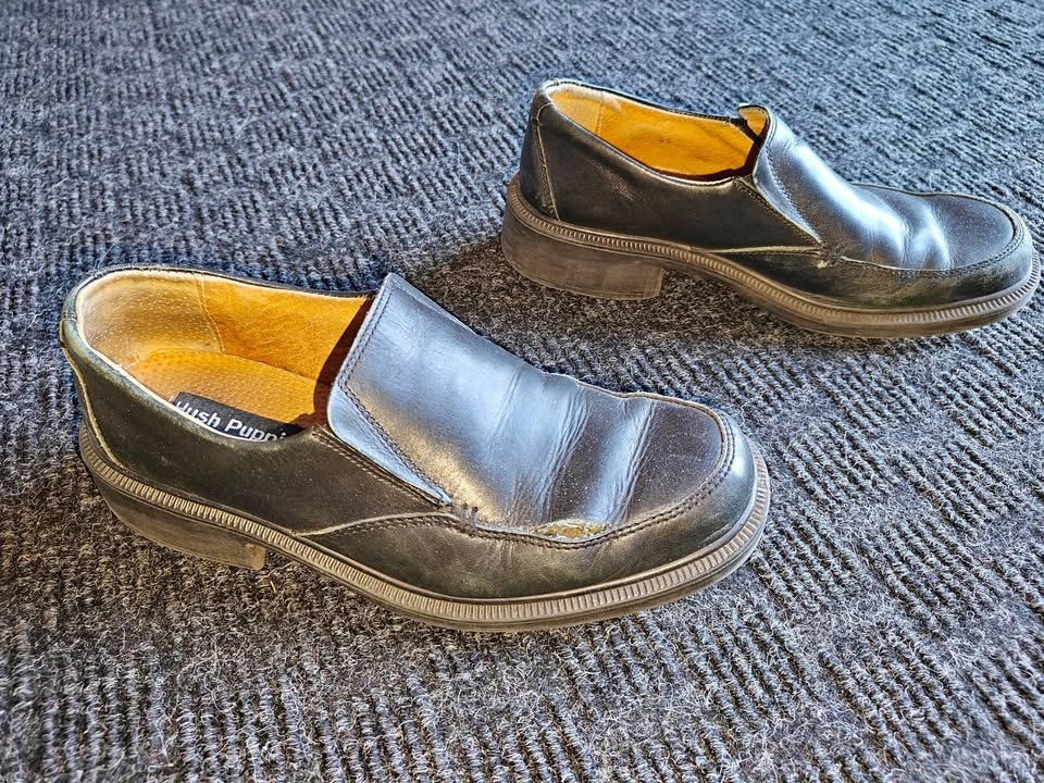 Men Hush Puppies Slip On Loafers Dress Shoes - Size 43 / US 10