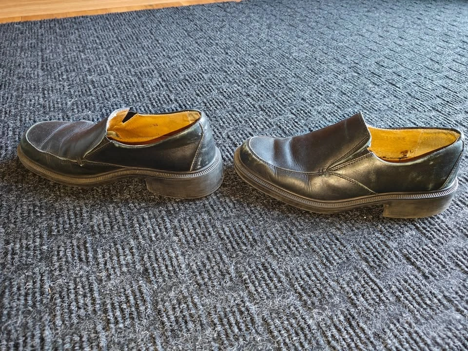 Men Hush Puppies Slip On Loafers Dress Shoes - Size 43 / US 10 - photo 5