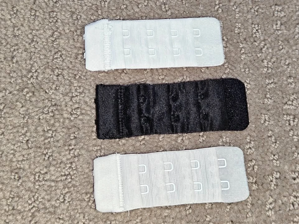 Bra Extenders - White & Black - 3-Hook - Set of 3