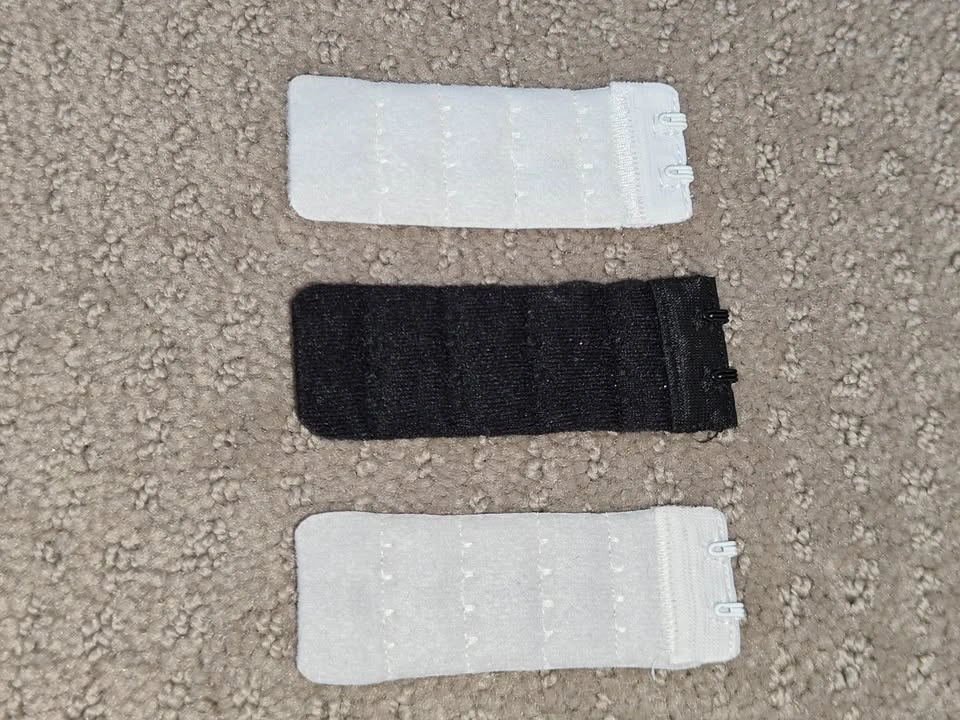 Bra Extenders - White & Black - 3-Hook - Set of 3 - photo 2