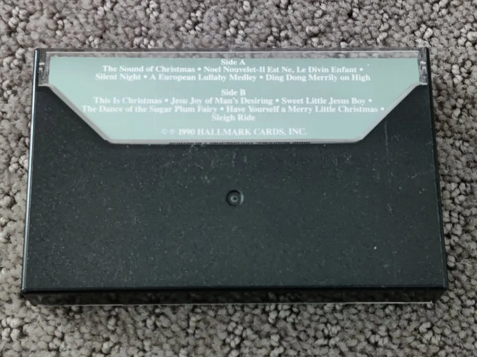 Julie Andrews - The Sounds of Christmas - Cassette Tape Music - photo 2