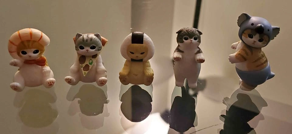 Mofusand Cat Figurine Set of 5