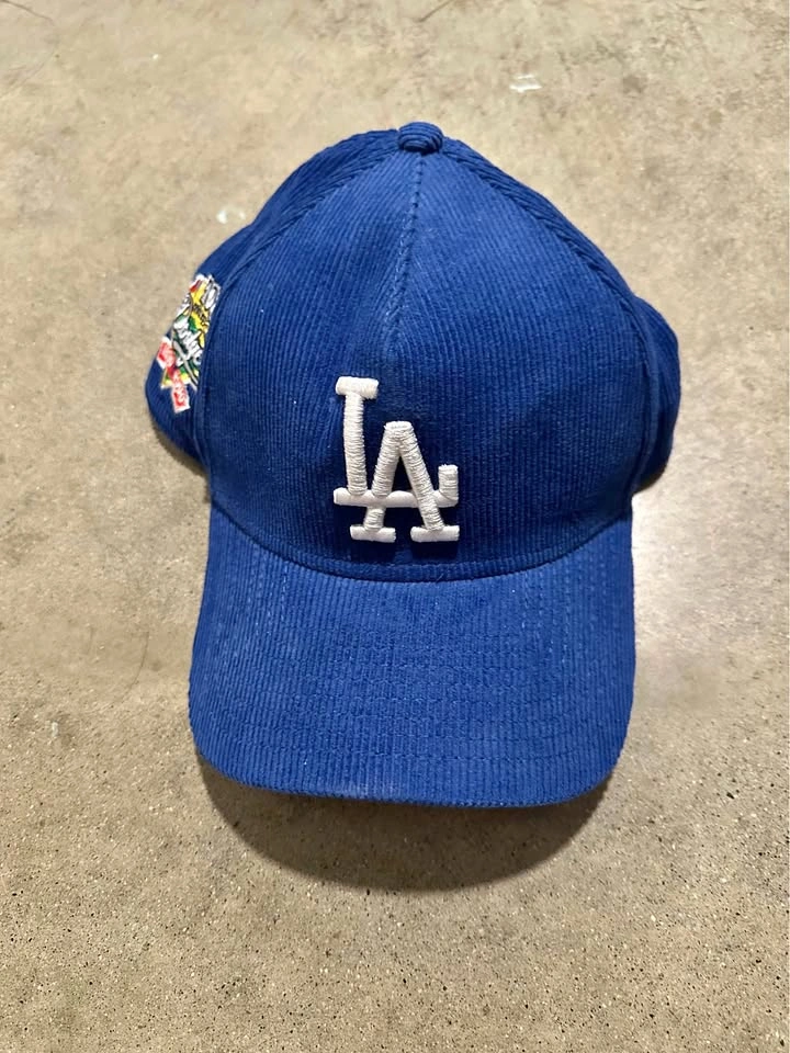 LA hat