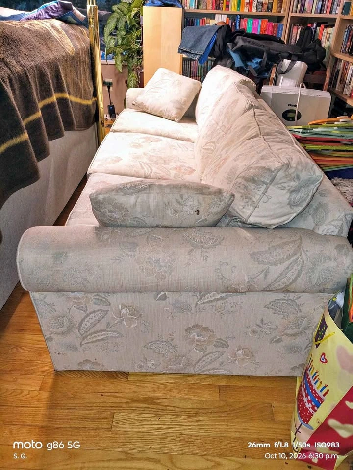 Floral Patterned Three-Seat Sofa