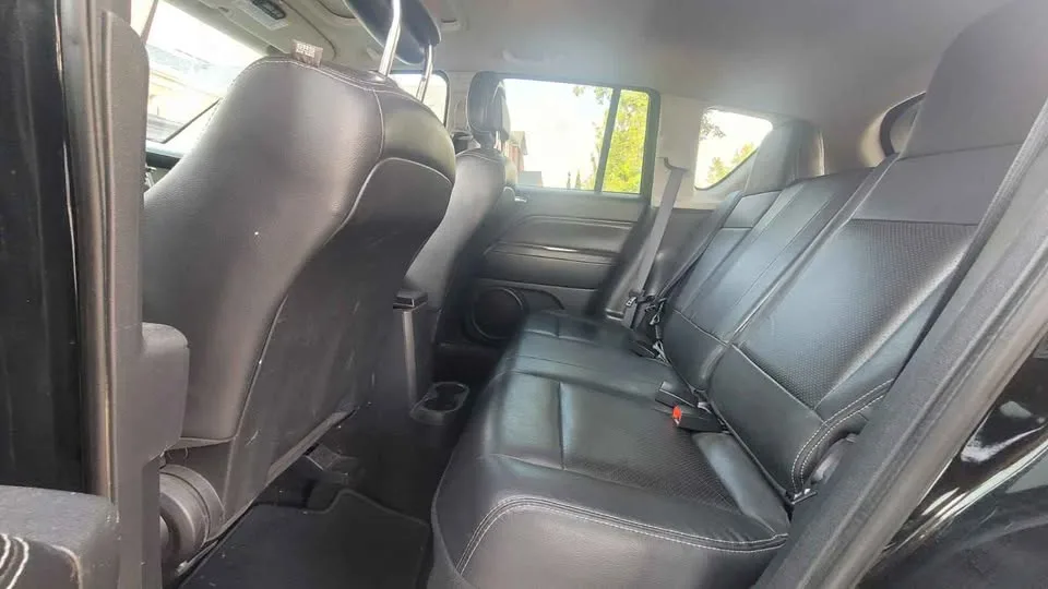 2015 Jeep Compass high latitude image indicator(8)