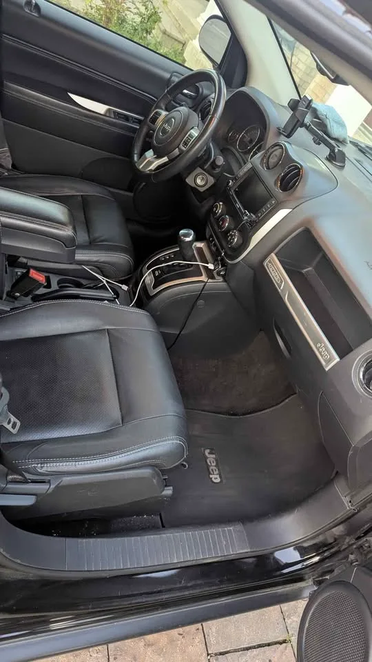 2015 Jeep Compass high latitude image indicator(9)