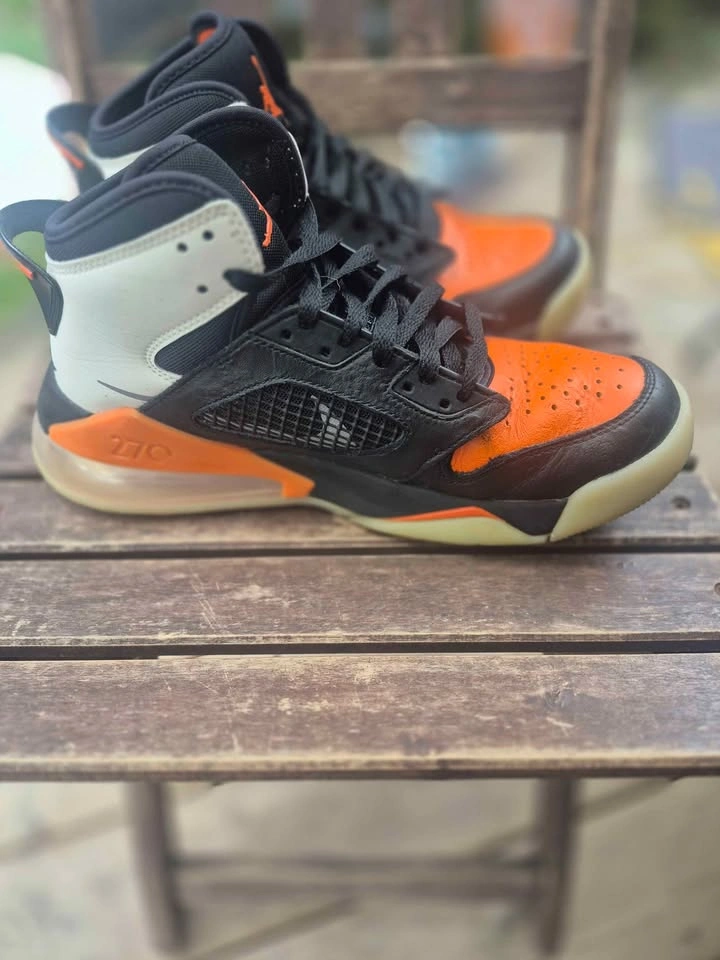 Jordan Mars 270 Shattered Backboard - photo 4