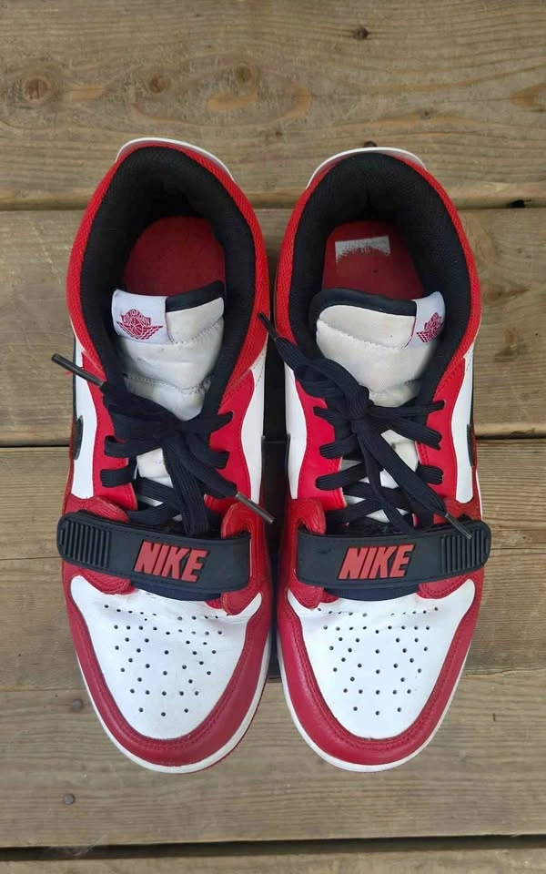 Nike Jordan Legacy 312 Low Chicago Size 10