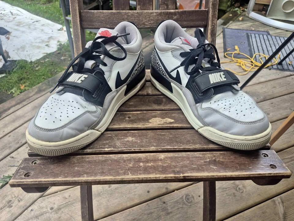 Nike Jordan Legacy 312 Low Sneakers