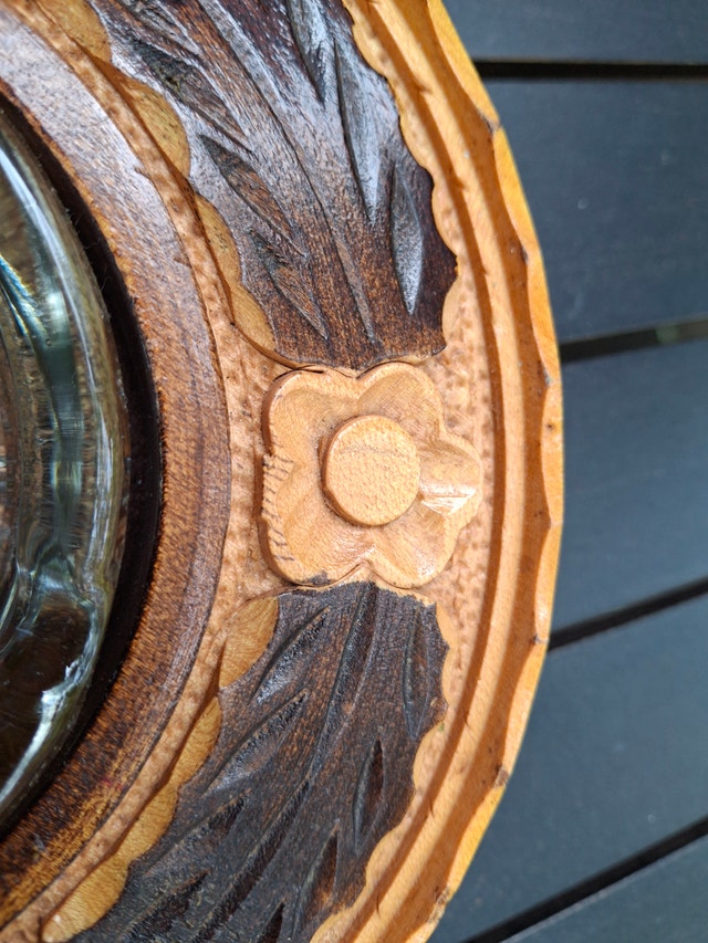 Vintage Hand-Carved Wooden Ashtray with Glass Insert - photo 3