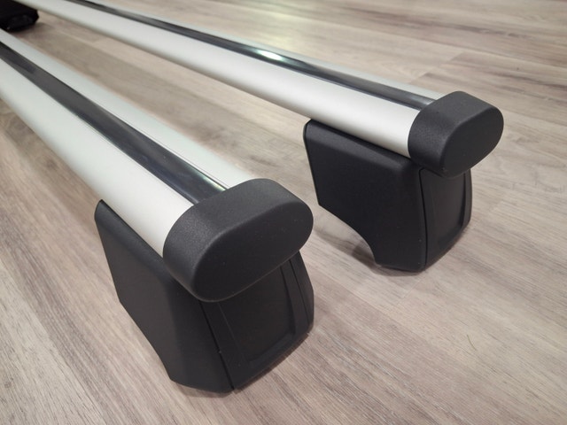 Audi Q5 Roof Rack Cross Bars (2009-2017), New, Never Used - photo 2