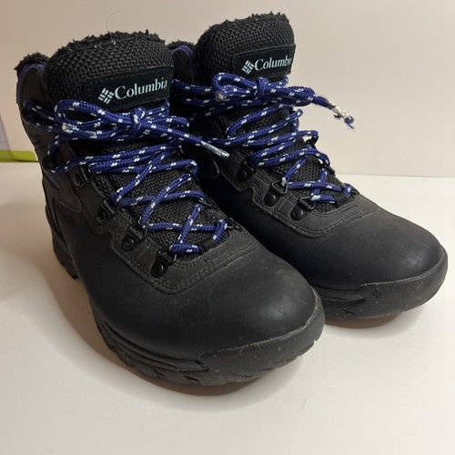 Columbia Women's Newton Ridge Black/Dark Sapphire, 9