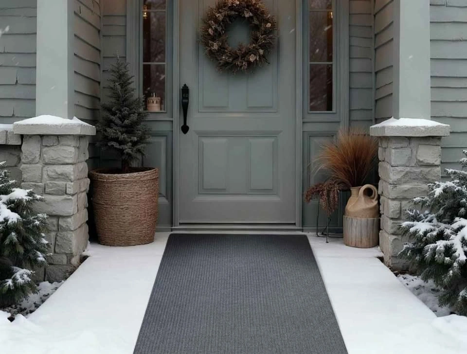 Brand New Hallway Runner Rug 3x12 Charcoal - Indoor/Outdoor - photo 4
