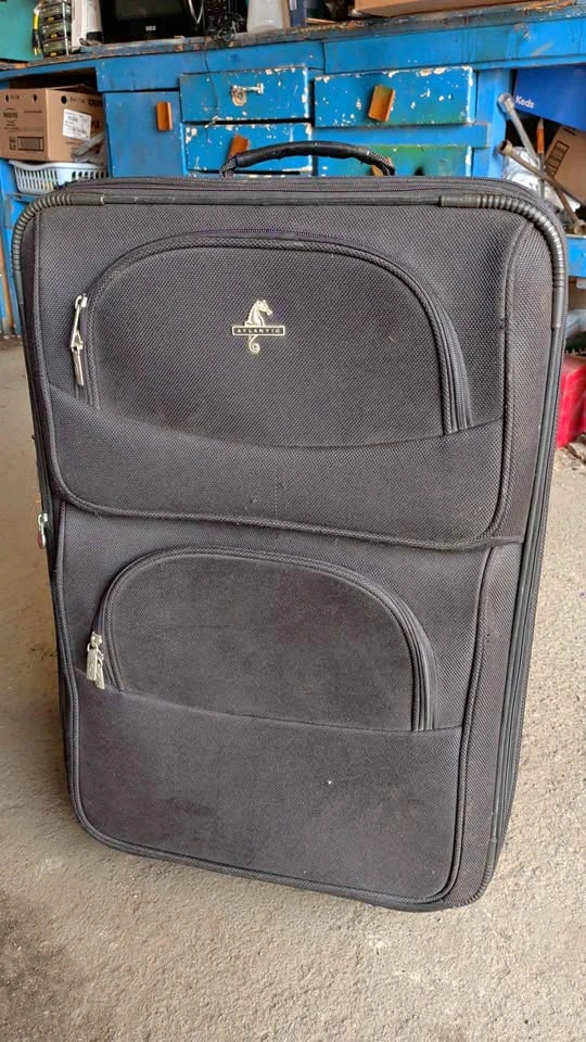 Atlantic Rolling Suitcase