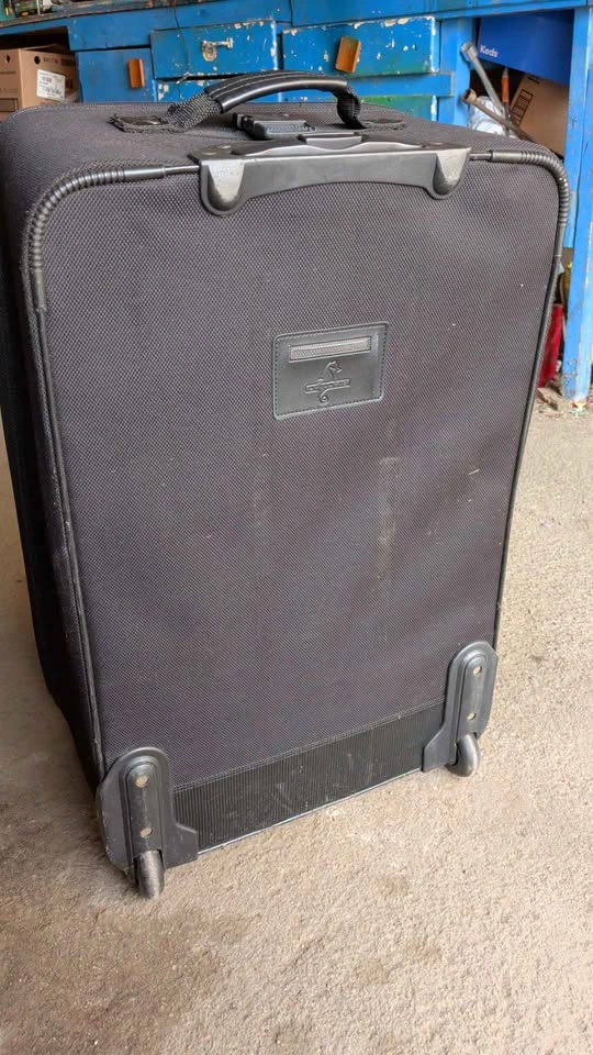 Atlantic Rolling Suitcase - photo 2