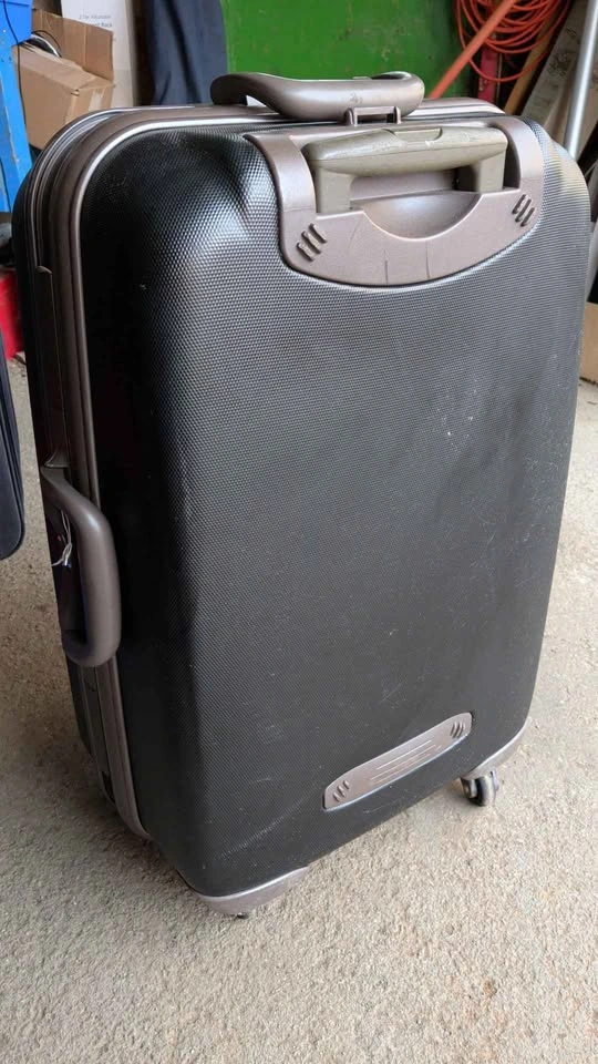 Delsey Hardside Spinner Suitcase - photo 2